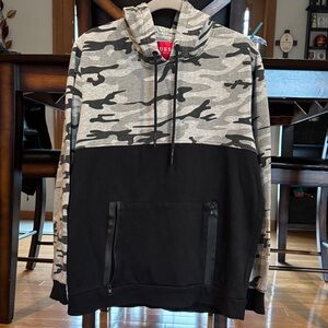 Guess Men’s Gray Camo & Black Pullover Hoodie